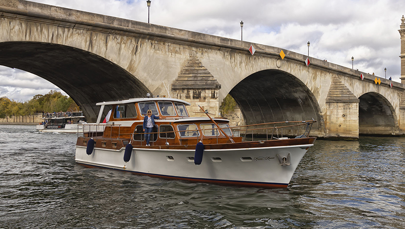 Blue Swan, collector's boat