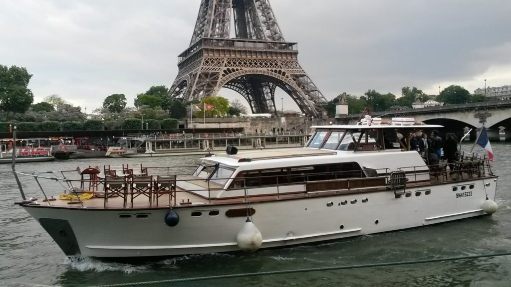 Bateau Dolce Vita, superbe yacht de 18m de long